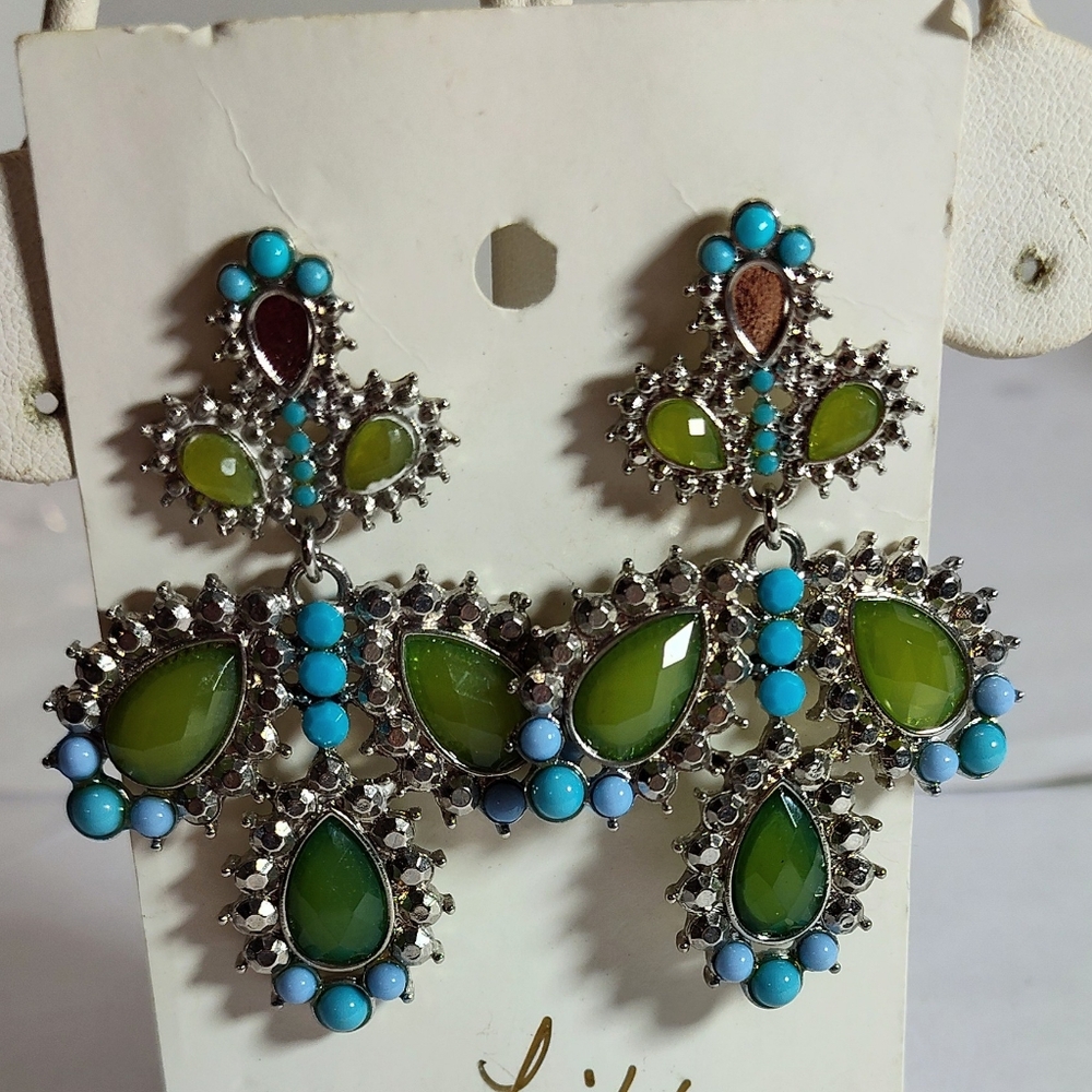 Elegant Green and Blue Chandelier Earrings Nwot